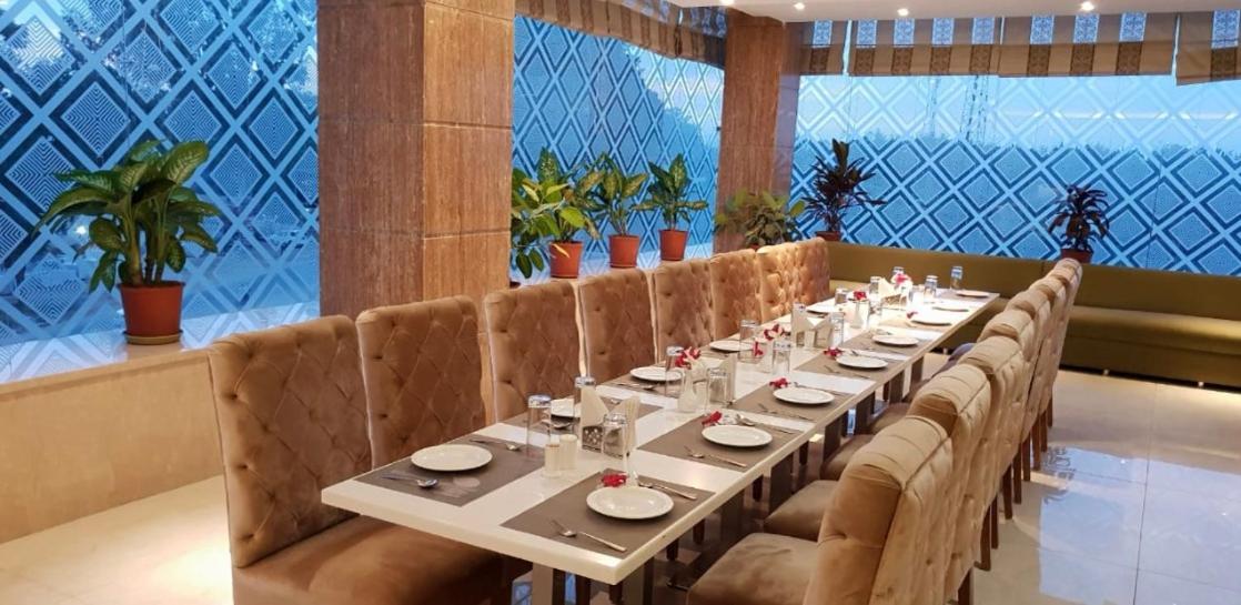 Hotel Pacific Roorkee Bagian luar foto